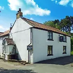 2 Bed In Oc-s038 * Seamer