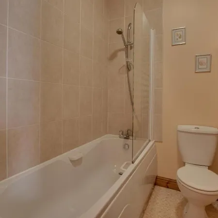2 Bed In Oc-s038 Seamer